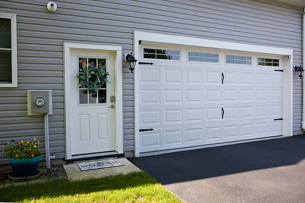 24/7 Emergency Garage Door Panel Replacement experts in Vernal, UT